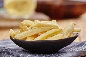 今日份的娱乐圈吃瓜